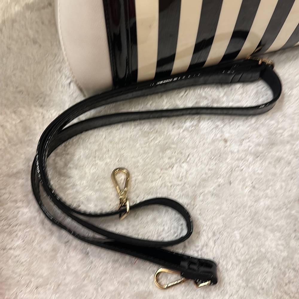 Purse - Picture 12 of 12